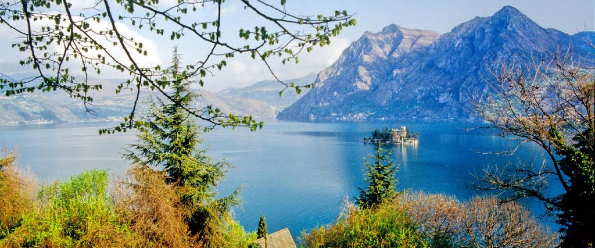 hiking experience along Iseo Lake