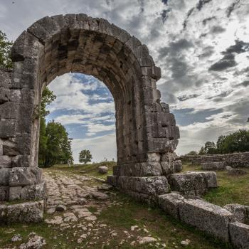 Visit of Carsulae San Damiano Arc