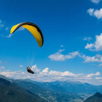  paragliding tandem experience on Sibillini Mountains