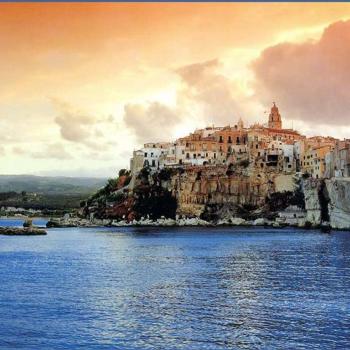 Tour in Apulia The wonderful scenery of the Daunia Mountains and the Gargano Mountains