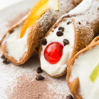 cannolo siciliano