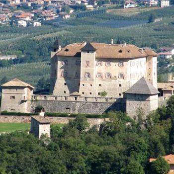 Visit of thun Castle